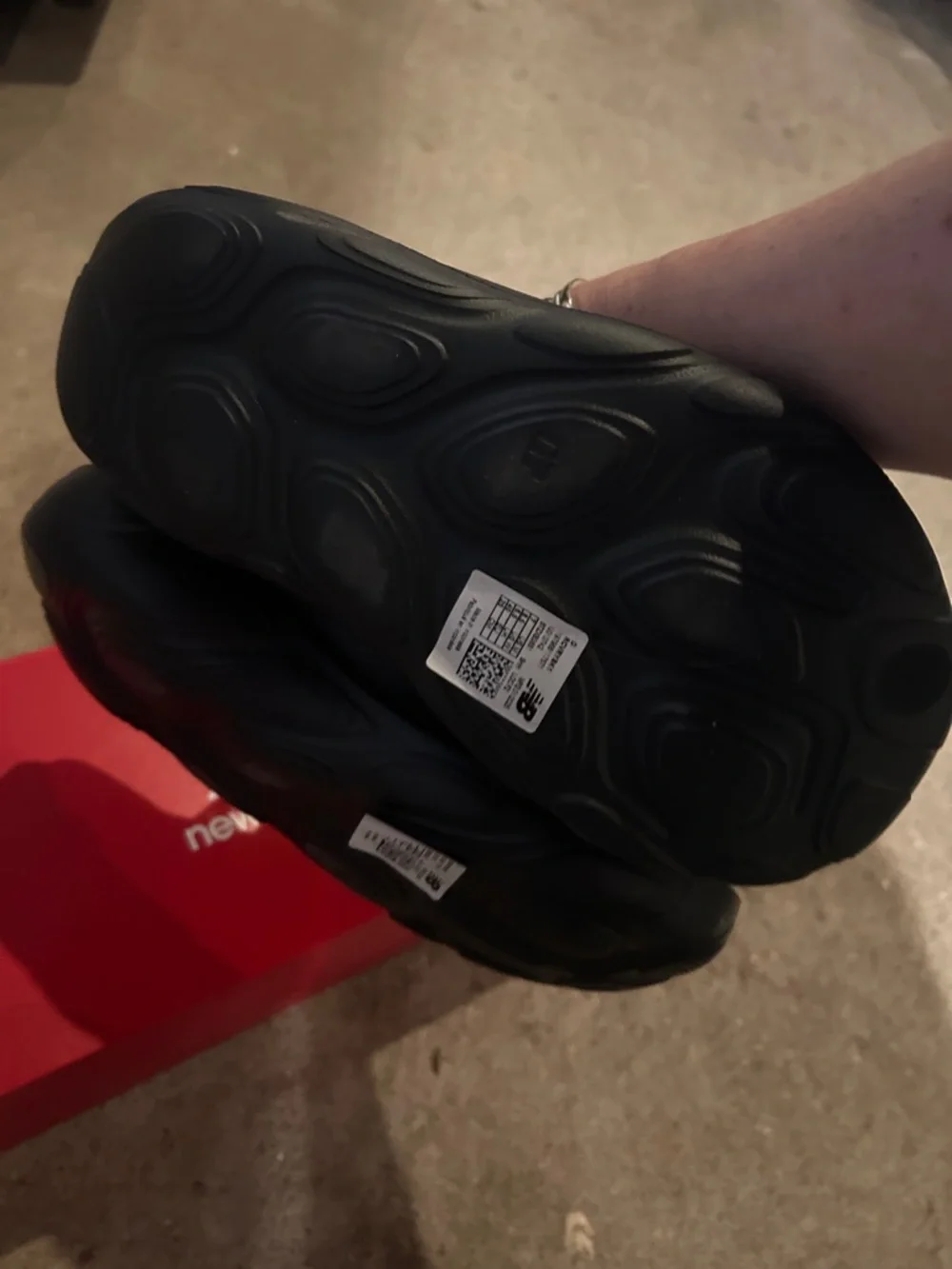 New Balance NIB Fresh Foam RCVRY Super Comfy Black Neutral Women's Slide Sandals